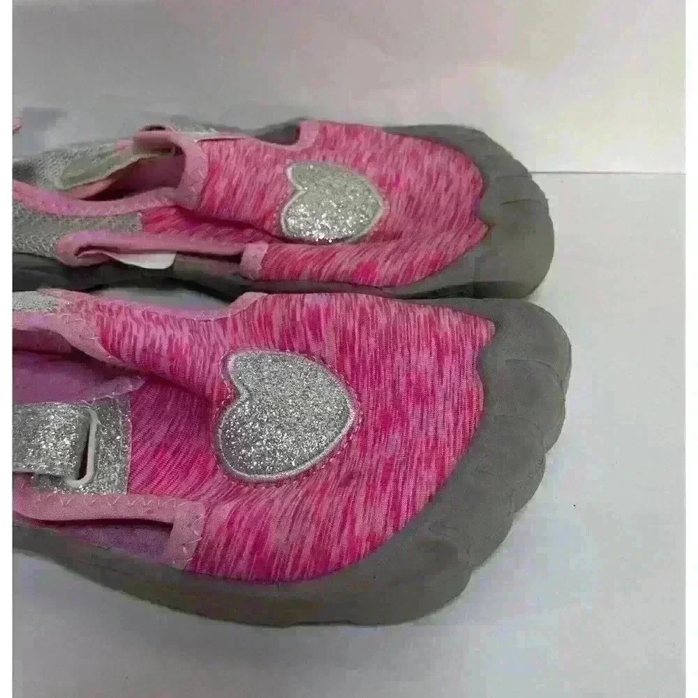 Newtz Kids Youth Size 13-1 Water Shoes Swim Pink Glitter Heart Hook Loop Girls‎